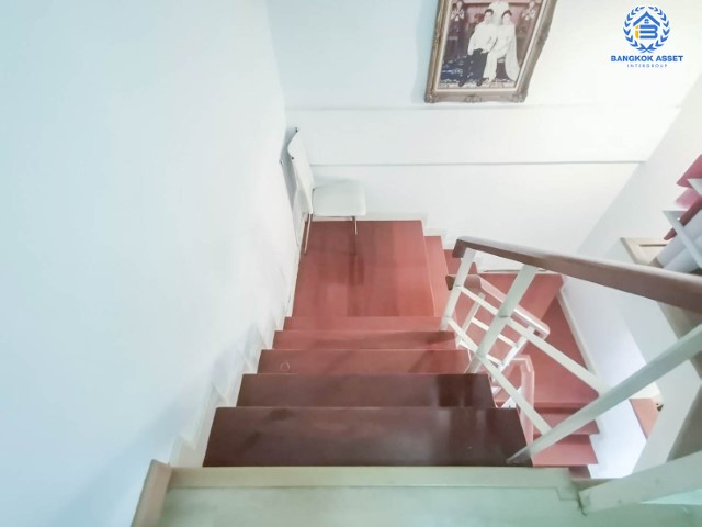 *****ทาวน์เฮ้าส์มือสองย่านกรุงเทพมหานคร ม.ภูมิชนก เพชรเกษม67 บนเนื้อที่ 21.2 ตร.ว. ฟังก์ชัน 3 ห้องนอน 3 ห้องน้ำ 1 ที่จอดรถ แถมฟรี! 2 เครื่องปรับอากาศ 2 เครื่องทำน้ำอุ่น ทำเลแห่งการเดินทาง ติดบิ๊กซีเพชรเกษม และแม็คโครเพชรเกษม เพียง 12 นาที ก็ถึงรถไฟฟ้าสายสีน้ำเงิน "สถานีหลังสอง"